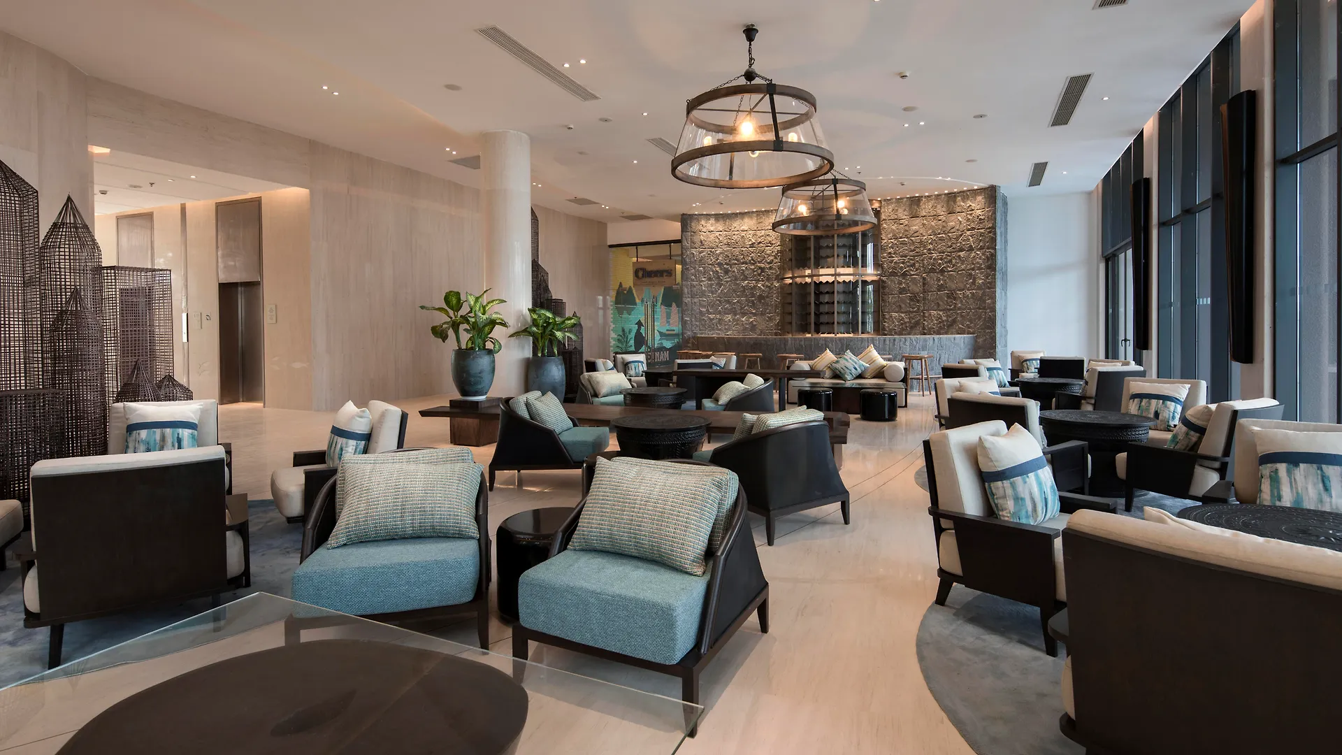Radisson Blu Resort Cam Ranh Nha Trang 5*, Mieu Ong